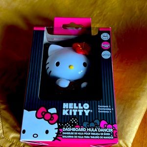 Hello Kitty dashboard hula dancer
